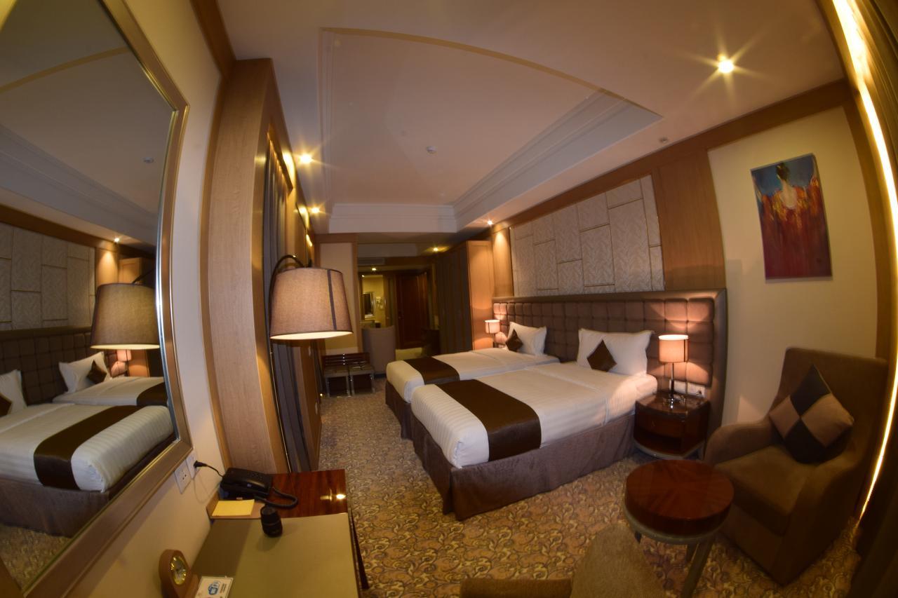 Royal Mountain Hotel 乌兰巴托 外观 照片