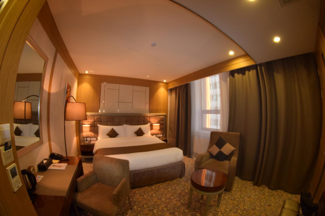 Royal Mountain Hotel 乌兰巴托 外观 照片
