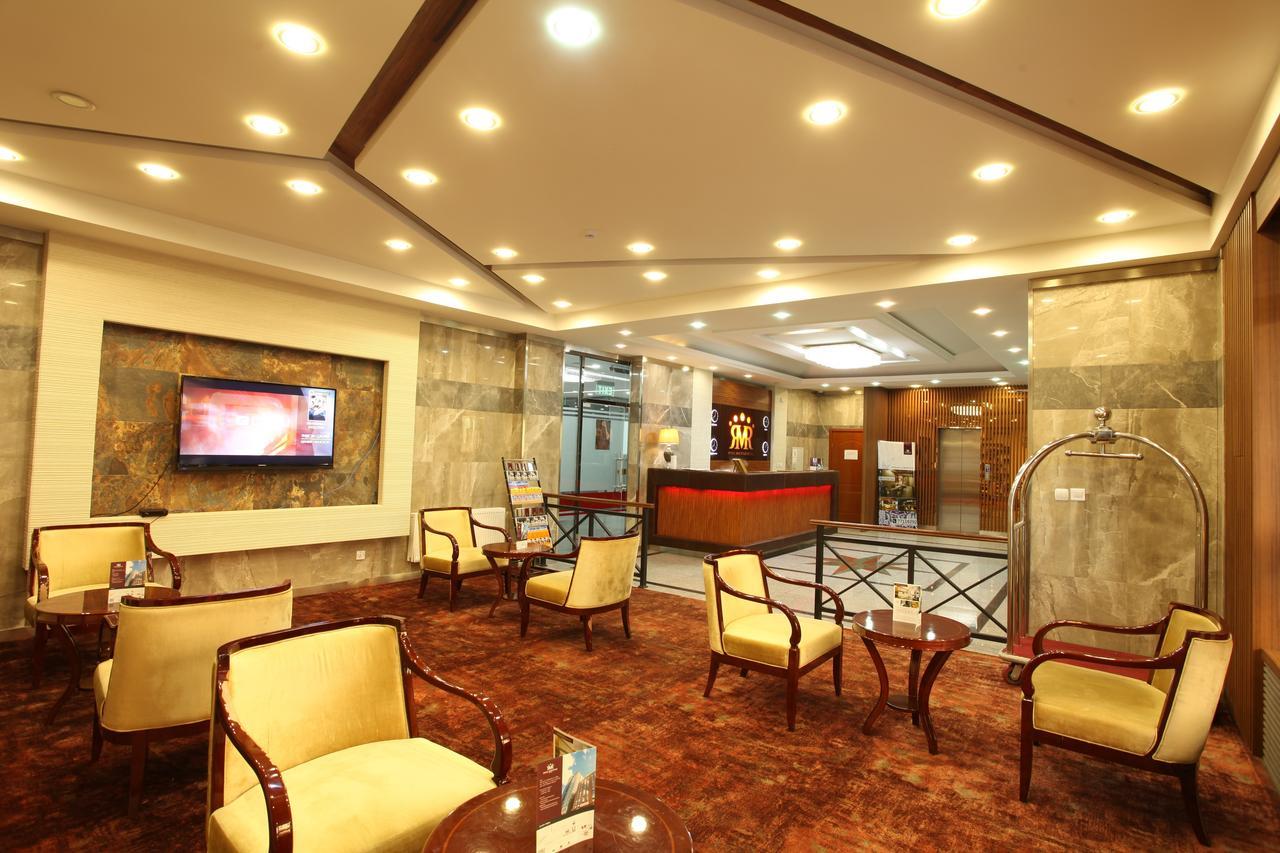 Royal Mountain Hotel 乌兰巴托 外观 照片